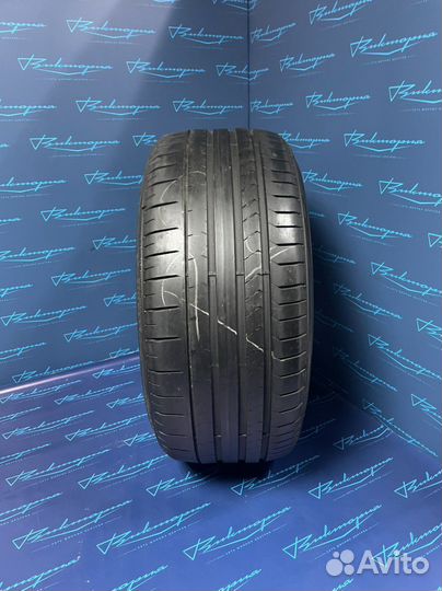 Pirelli P Zero 245/35 R19 93Y