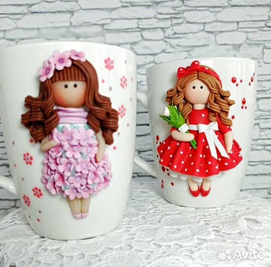 Куколка на кружке