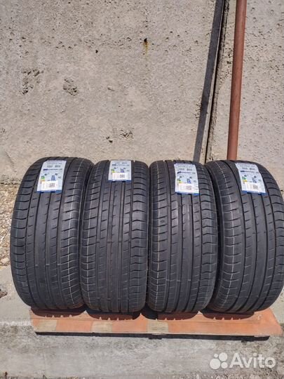 Triangle EffeXSport TH202 245/40 R19 98Y