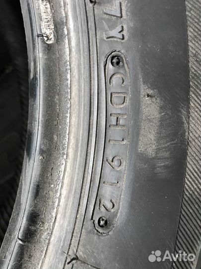 Bridgestone Dueler H/T 265/65 R17