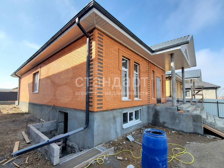 Дом 106 м² на участке 4 сот.