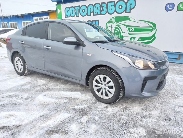 Фланец двигателя системы охлаждения Kia Rio 4 2017 256202B003 Отличное состояние