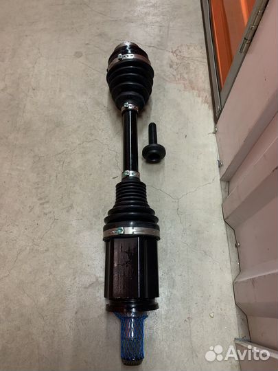 Приводной вал передний левый BMW F30XI