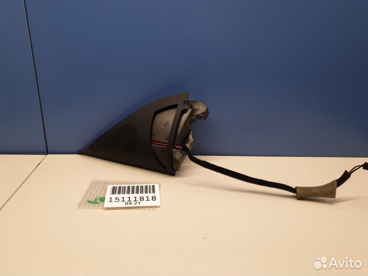 Крышка зеркала внутренняя левая Volkswagen Touareg