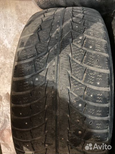 Gislaved Nord Frost 5 235/55 R17