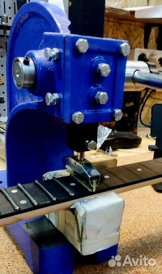 Ремонт гитар. Гитарная мастерская