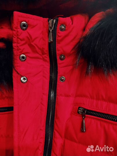 Пуховики женские