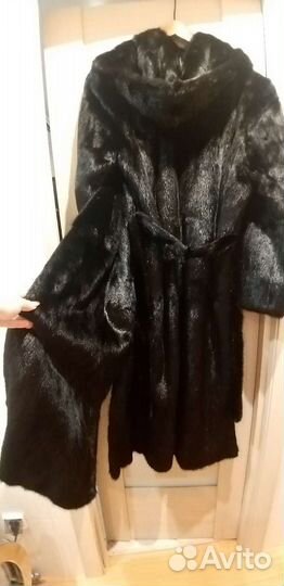 Шуба норковая blackglama с капюшоном