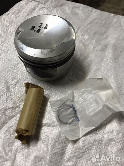 Поршень BMW M20 B25