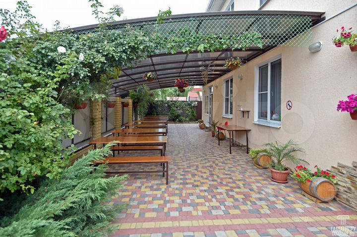 Комната 20 м² в > 9-к., 1/2 эт.