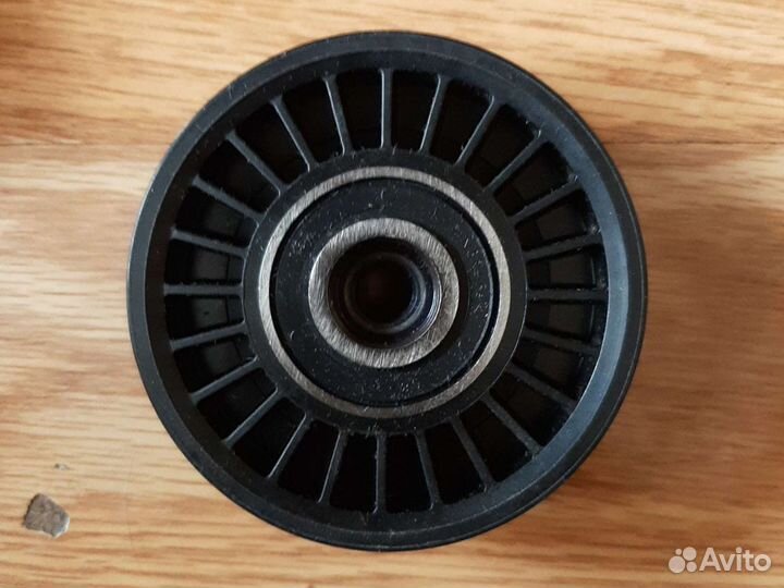 Ролик для грм