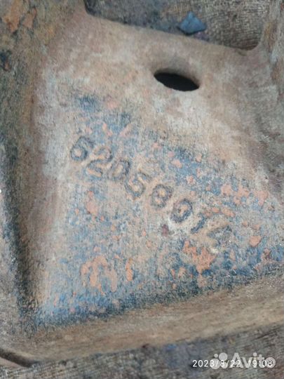 Кронштейн опоры двс Jeep grand Cherokee zj правый