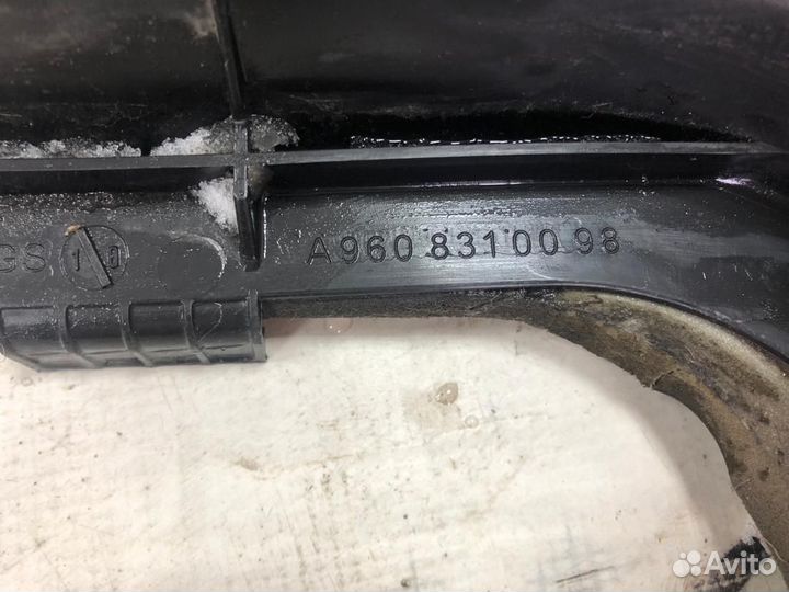 A9608310098 Уплотнение Перегородки Mercedes