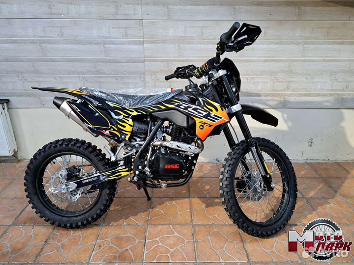 Мотоцикл BSE Z1