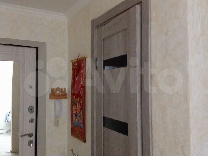 2-к. квартира, 43 м², 3/5 эт.