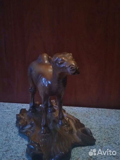 Верблюд Camel ручкой работы