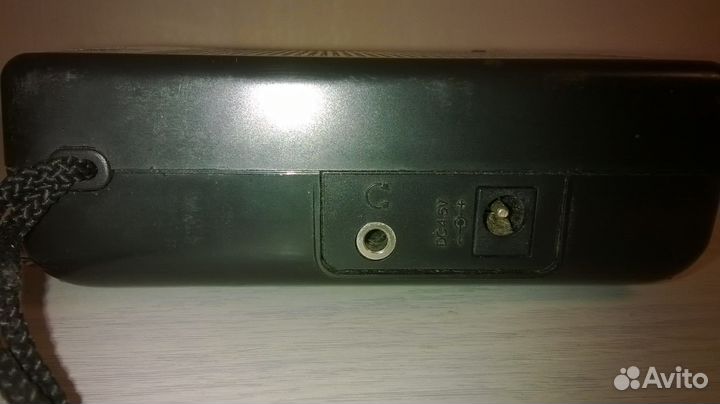 Переносной радиоприёмник Grundig Yacht Boy 206