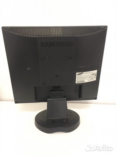 Монитор Samsung