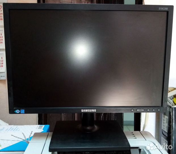 Монитор Samsung S19C200