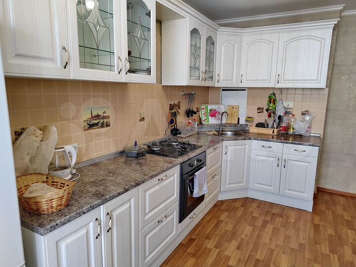 3-к. квартира, 71 м², 7/9 эт.