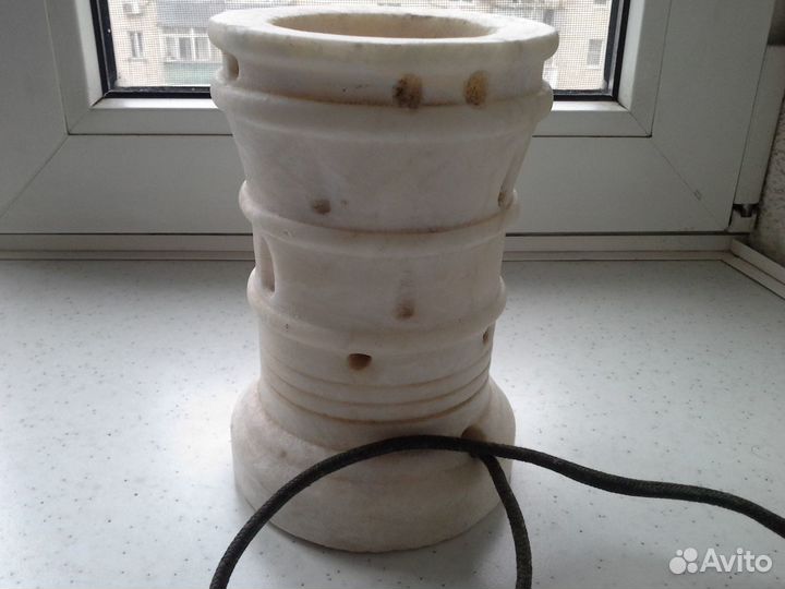 Светильник мраморный из зала кинотеатра 60-70х