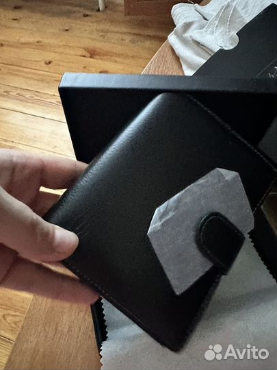 Мужское кожаное портмоне