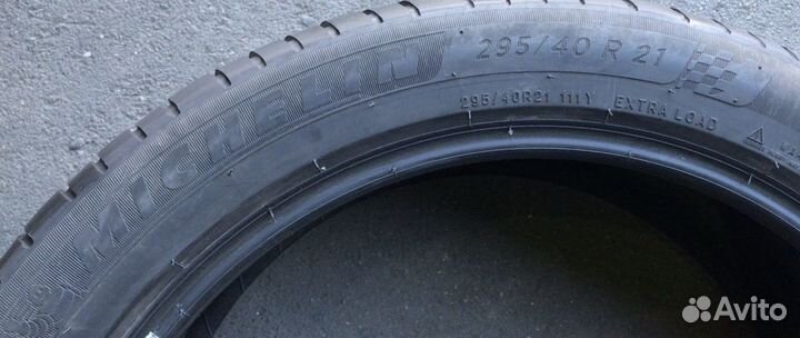 Michelin Pilot Sport 4 SUV 295/40 R21