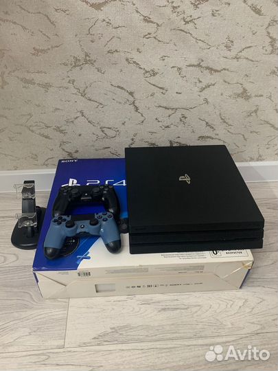 Sony PS4 pro 1tb