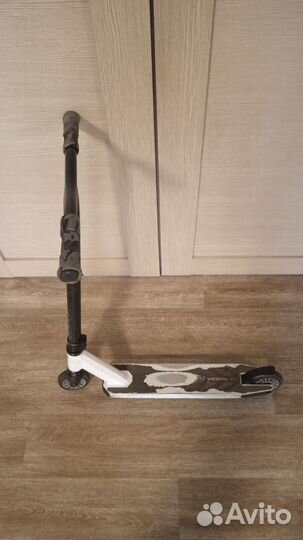 Трюковой самокат Tech Team Vespa XL