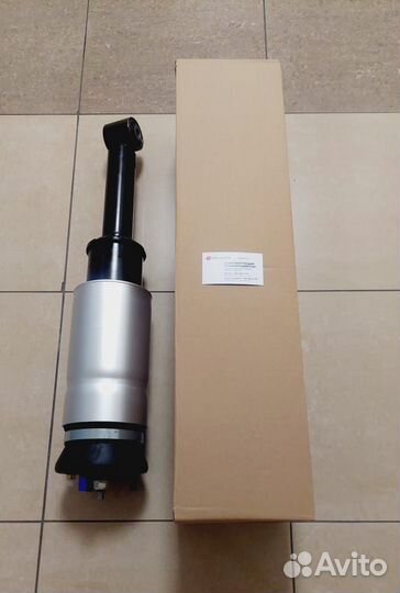 Пневмостойка Land Rover Discovery 3 L319