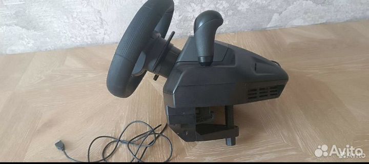 Руль Logitech Momo racing