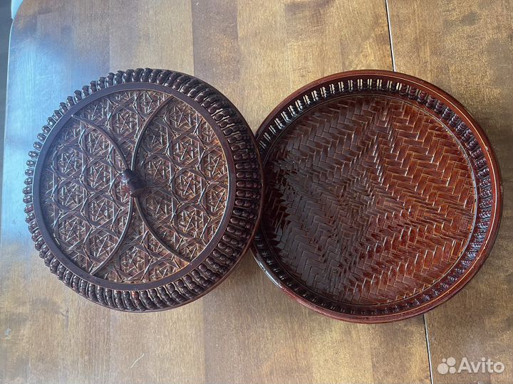 2 деревянные шкатулки резные