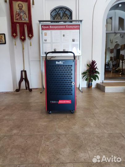 Промышленный осушитель воздуха 50л-100л/сутки