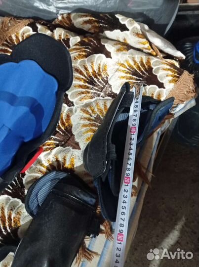 Нагрудник щитки 14 р