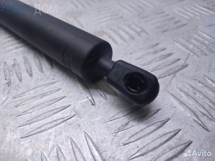 Амортизатор багажника на BMW F06 s1152401