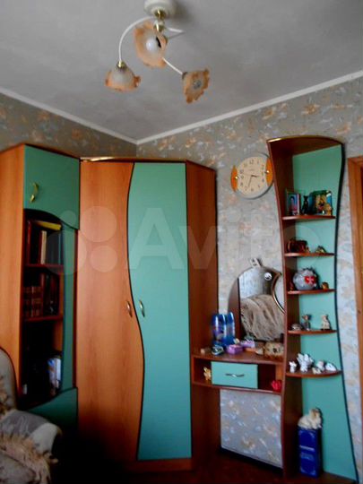 4-к. квартира, 81 м², 9/9 эт.