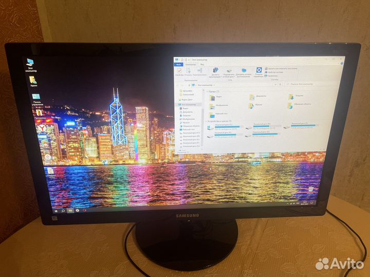 Монитор Samsung S24C350BL