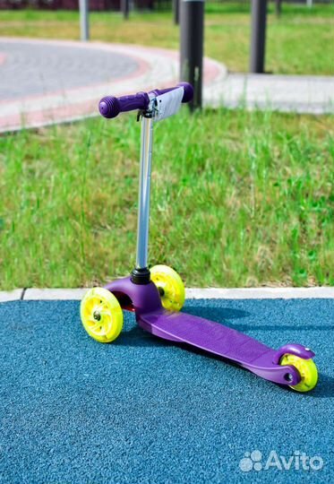 Самокат Kreiss детский трехколесный новый