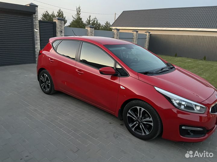 Kia Ceed 1.6 AT, 2016, 113 500 км