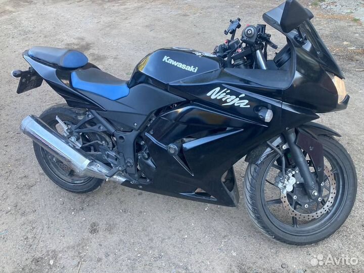 Kawasaki Ninja ex250k (250R)
