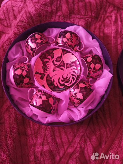 Фарфоровый чайный набор