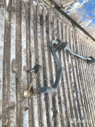 Стабилизатор задний Land Rover Range Rover 3