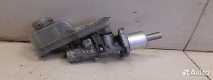 Главный тормозной цилиндр