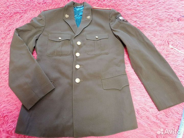 Военный мундир новый: китель и брюки