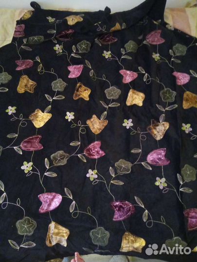 Отрезы ткани разные