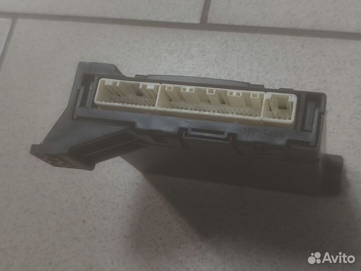 Блок управления печкой Toyota RAV4 30 левый руль