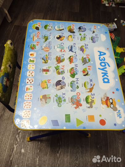 Детский стол и стул