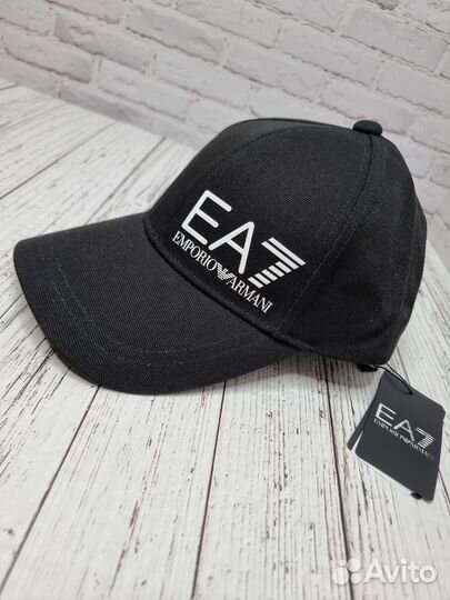 Мужская бейсболка Emporio Armani оригинал