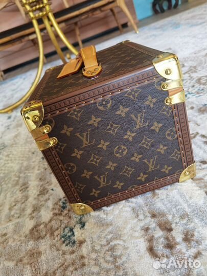 Бьюти-кейс Louis Vuitton оригинал