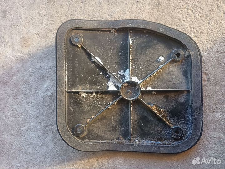 Крышка топливного насоса LADA Granta